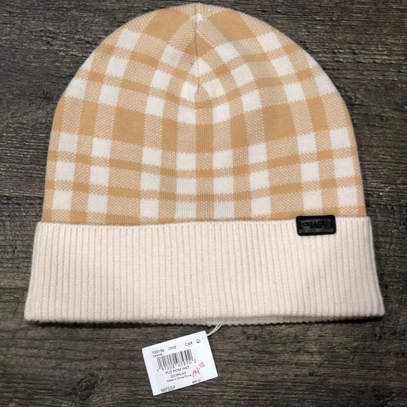 Coach Beanie (NWT) - Picture 1 of 3